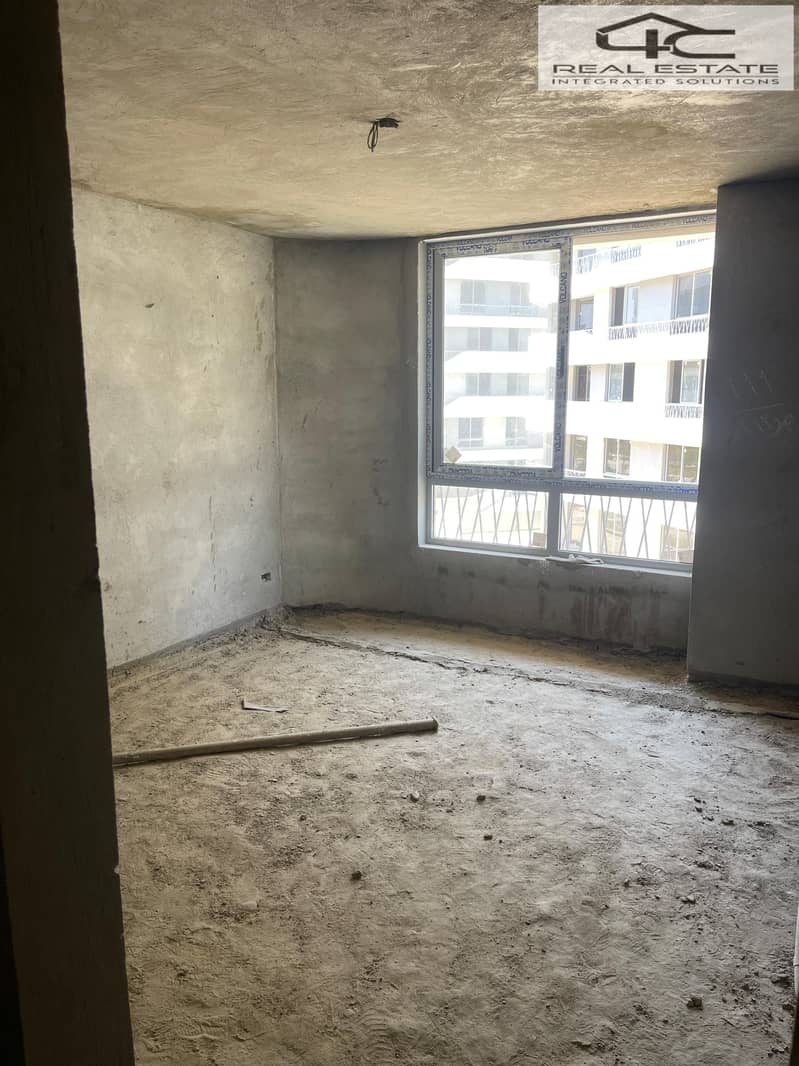 3 WhatsApp Image 2025-10-24 at 6.29. 32 AM (2). jpeg