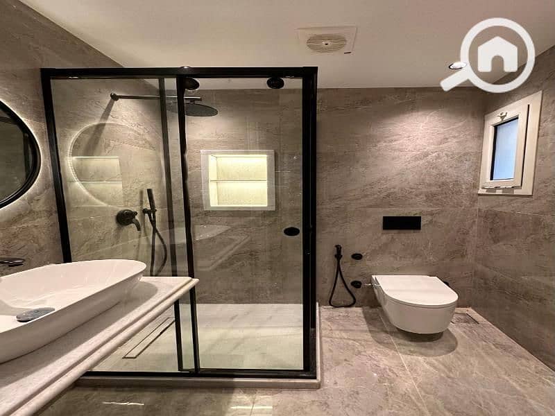 5 WhatsApp Image 2025-10-26 at 1.17. 19 AM. jpg