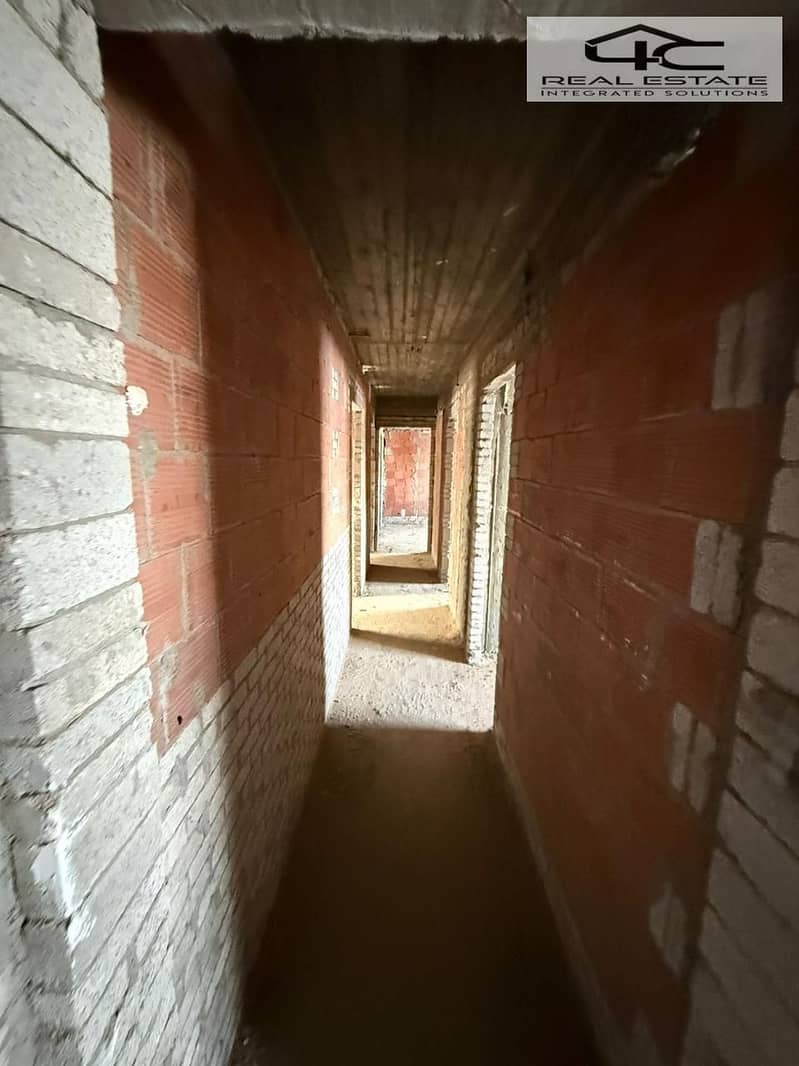 8 WhatsApp Image 2025-05-22 at 12.21. 20 PM. jpeg