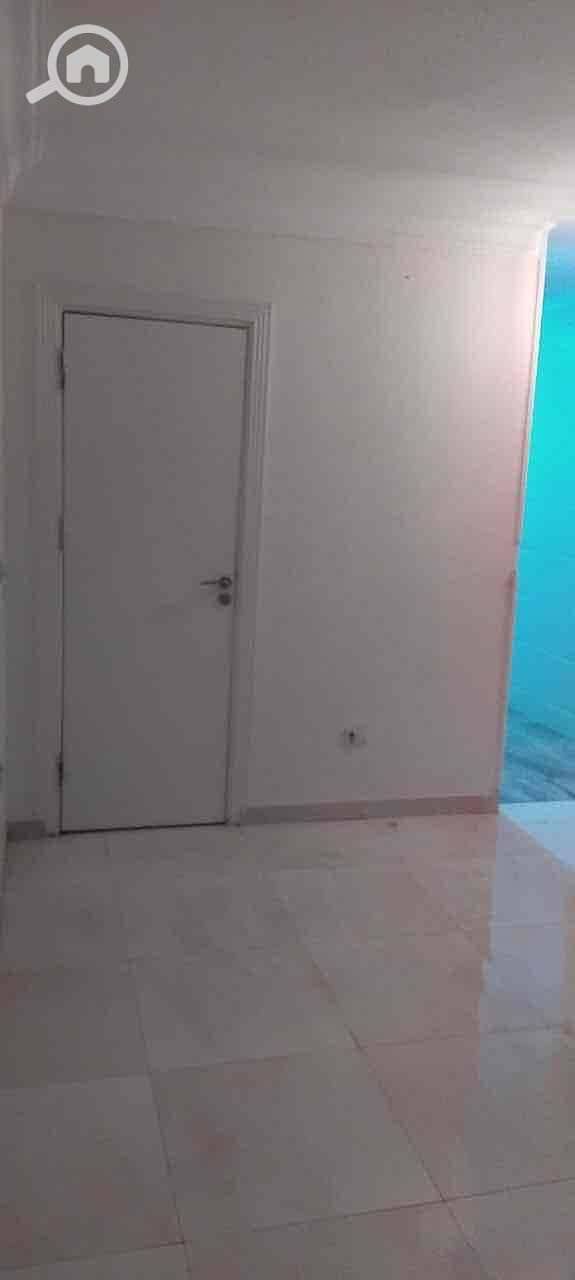 7 4040c060-be5d-4bbe-916c-3a7aeb0bf660. jpg