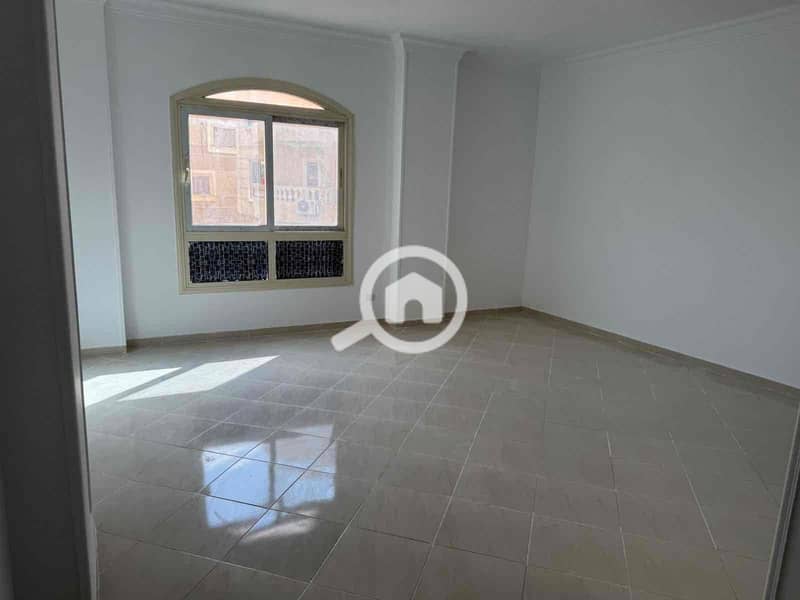 7 7ee995e8-e634-407f-9e16-8dad55377b3e. jpg