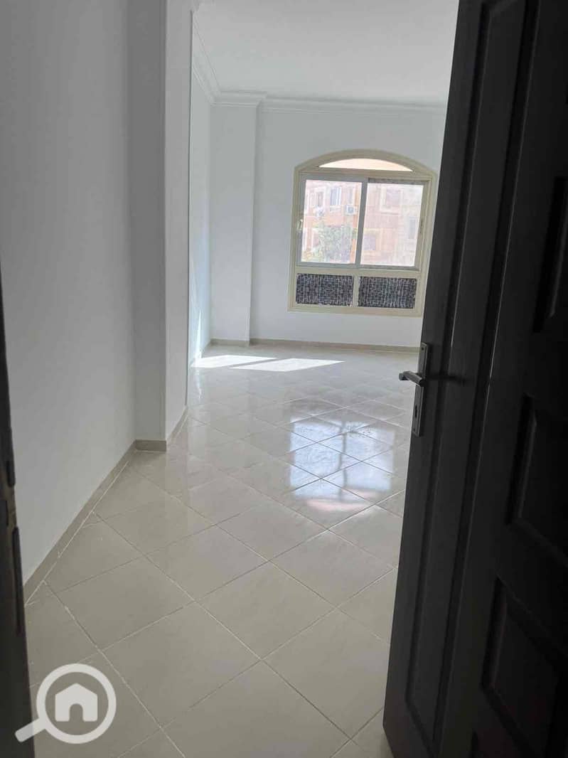 15 fdb8630a-c932-47bd-869c-44c01536046c. jpg