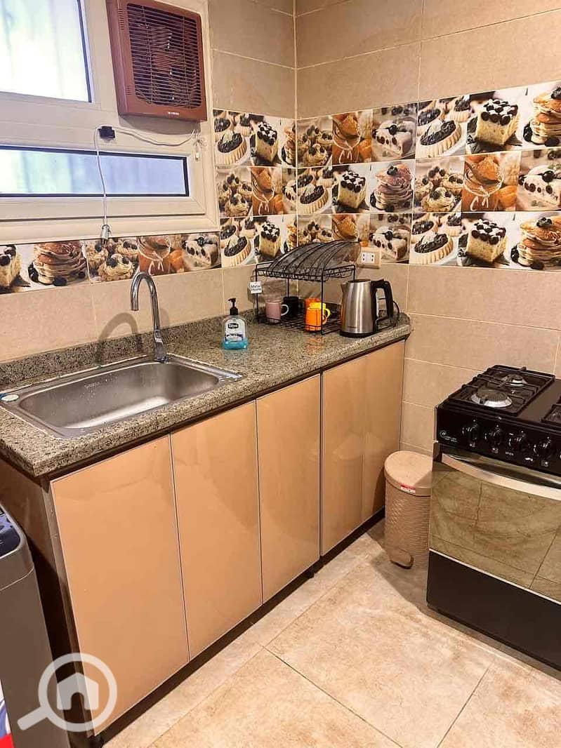 4 5d513e43-ce23-4293-8b80-1d578e674f2d. jpg