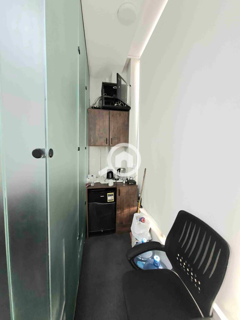 8 ٢٠٢٥١٠٢٠_١٧٢٥٠٧. jpg