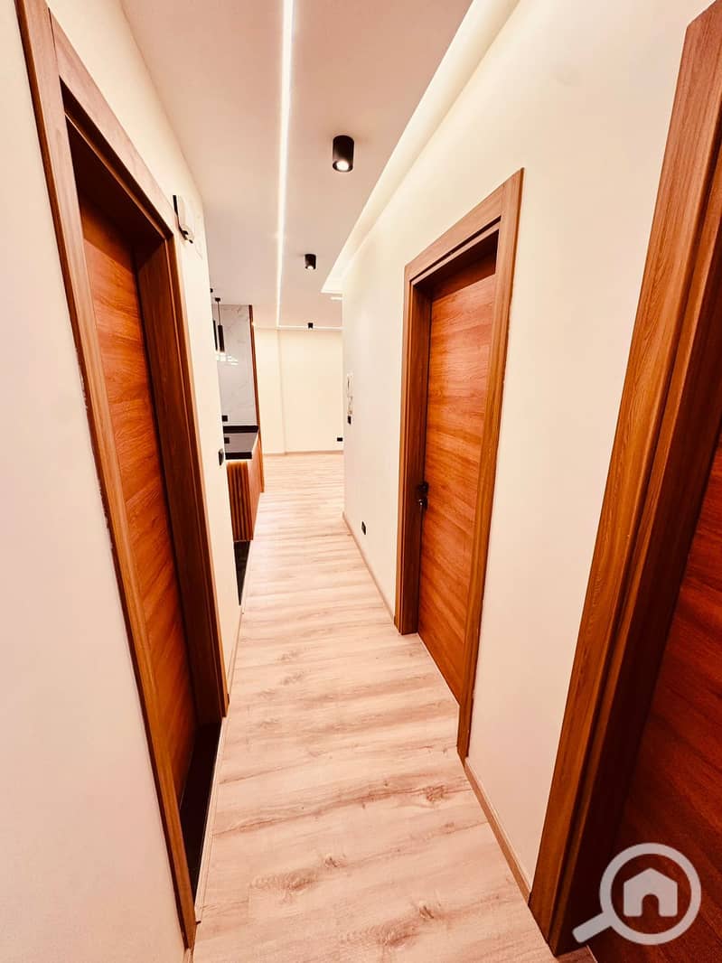 5 WhatsApp Image 2025-10-27 at 5.43. 46 AM(1). jpeg