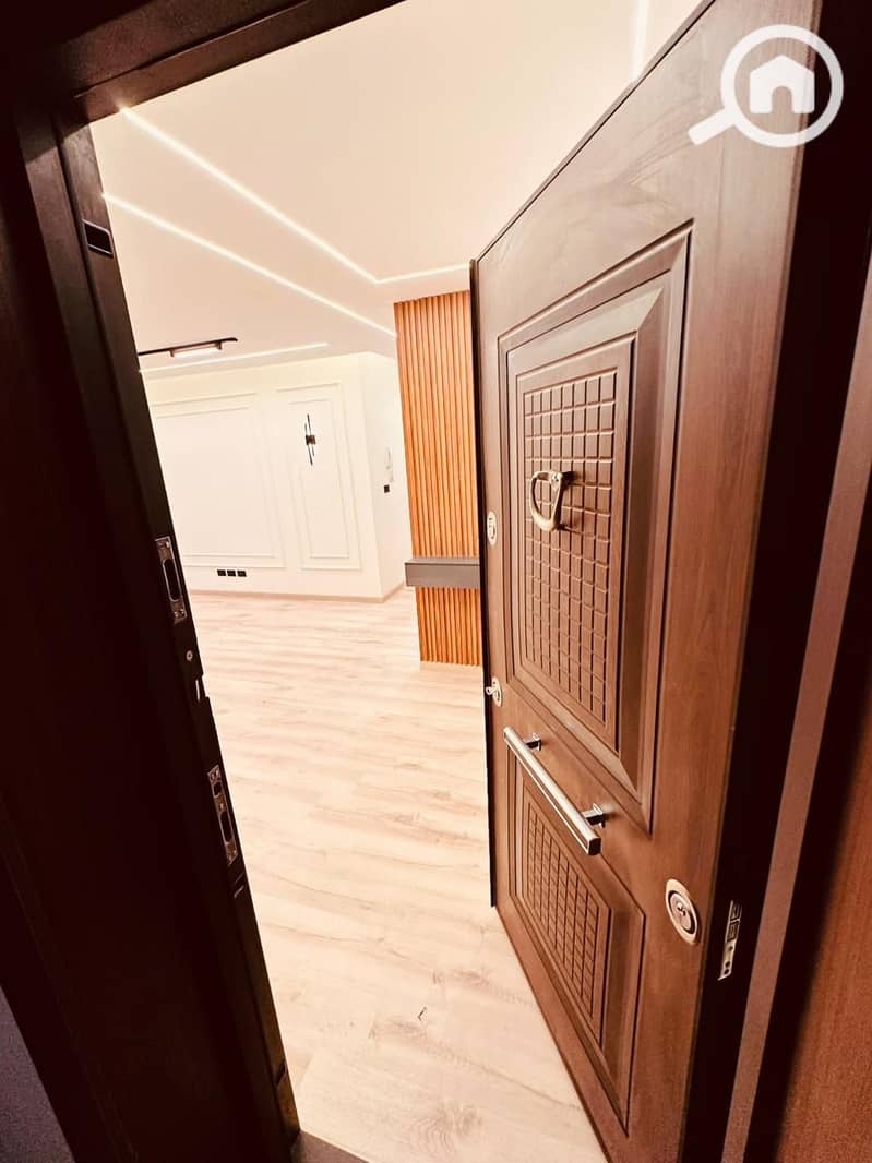 12 WhatsApp Image 2025-10-27 at 5.43. 43 AM(2). jpeg