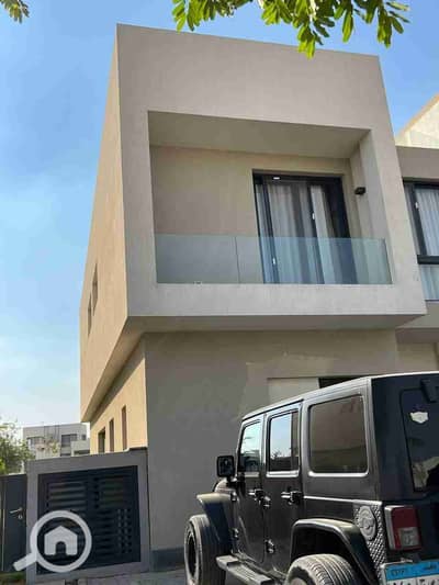 4 Bedroom Villa for Sale in Shorouk City, Cairo - 1000647924. jpg 4 Bedroom Villa for Sale in Shorouk City, Cairo - 1000647924. jpg