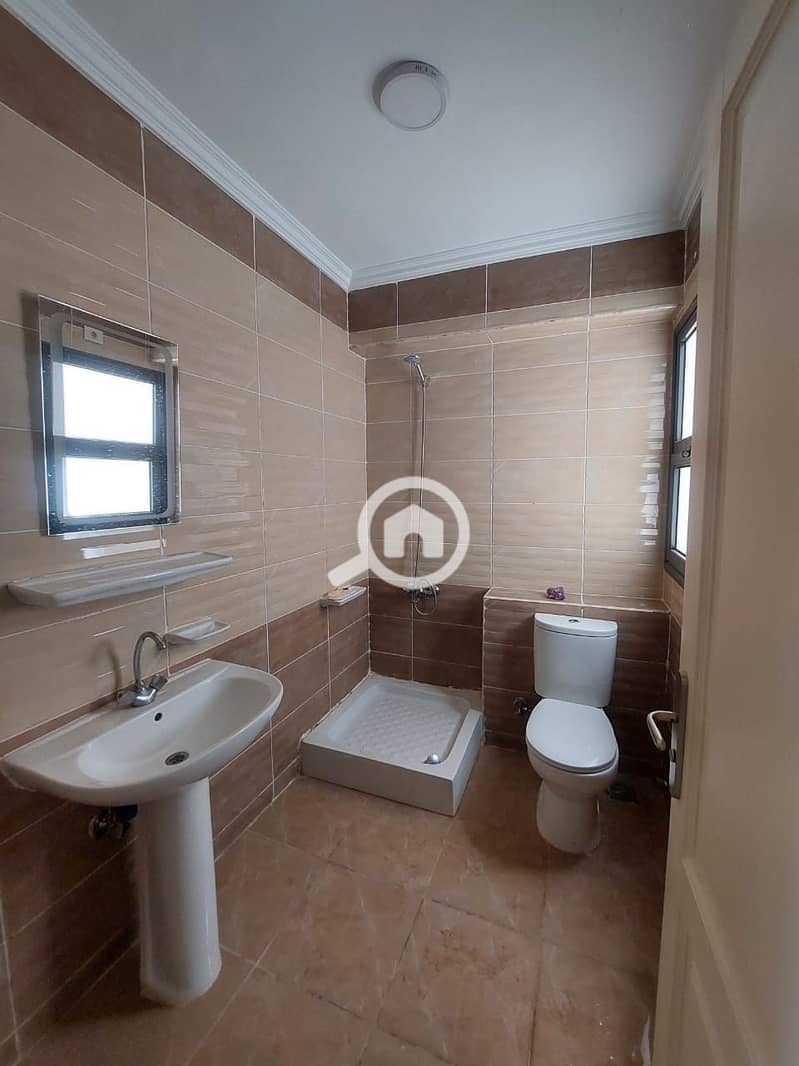 8 WhatsApp Image 2025-10-13 at 11.27. 58 AM (5). jpeg