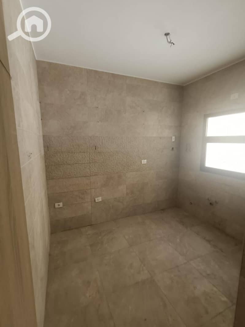 4 WhatsApp Image 2025-10-27 at 10.23. 28 AM. jpeg