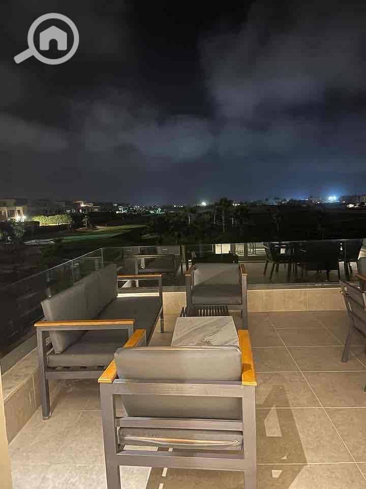 7 f2425eff-2c8b-47fa-8a3d-71004194abc8. jpg