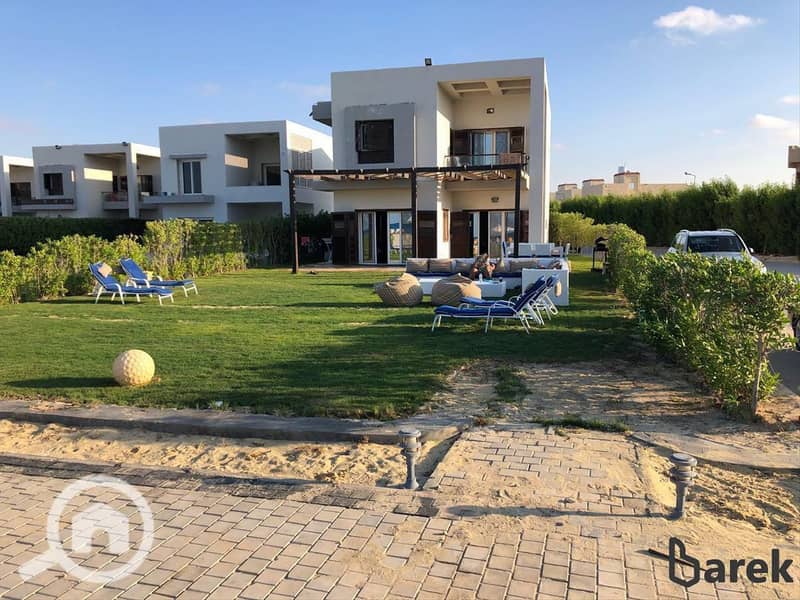 9 e6d5fc55-028a-46e7-858e-85f923562670. jpeg