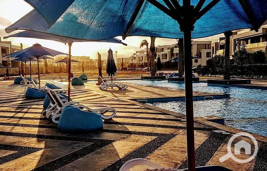 10 xzbvha66jl2OKgn230Pow-default. jpeg