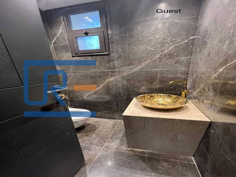 8 c4582418-cd5e-499d-b55d-cc7743591466. jpeg