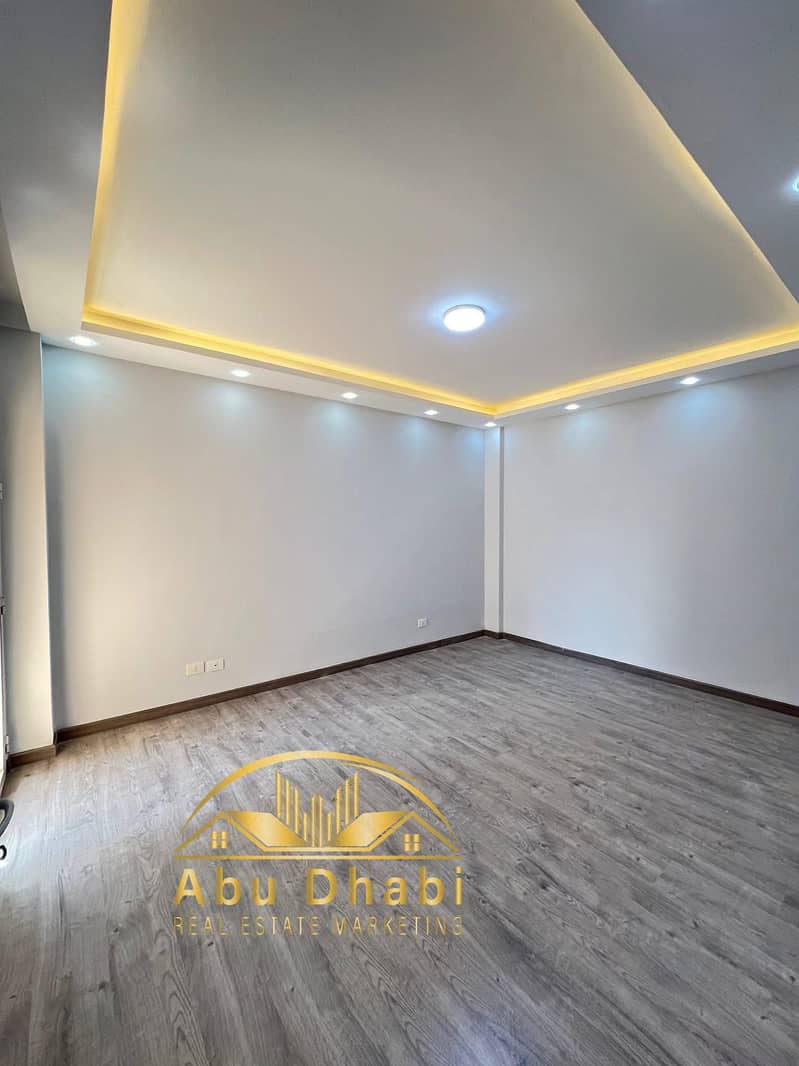 6 572268795_122140543448926680_16311586585995643_n. jpg