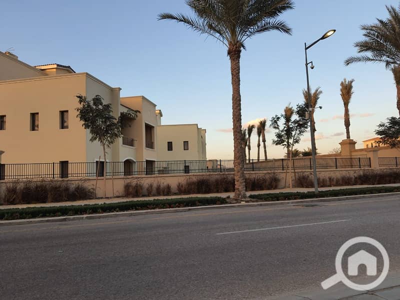 10 bbcffc4d-8e42-4c8b-b716-25709456c87e. jpg