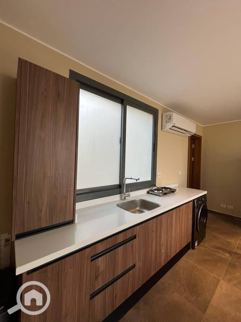 3 WhatsApp Image 2025-10-27 at 11.05. 07 AM (3). jpeg