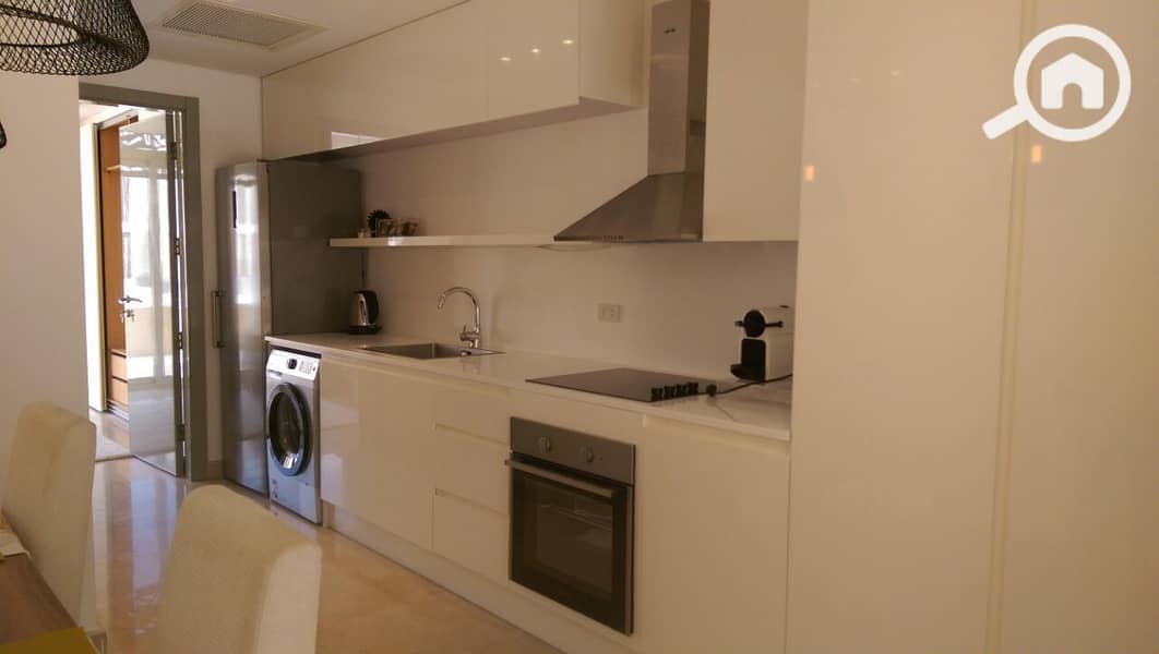 2 5cadbbdca84fb319443898. jpeg