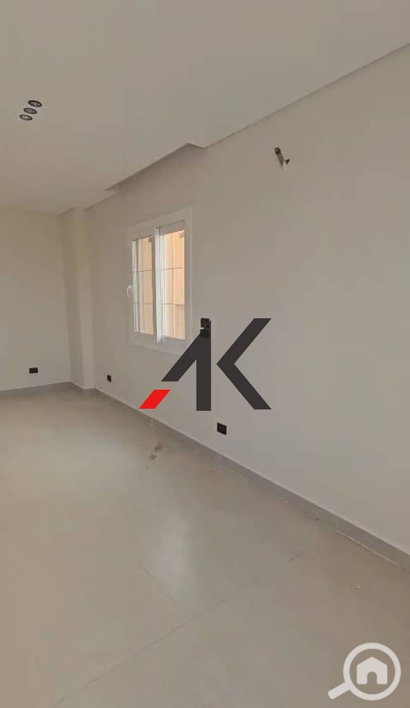 4 WhatsApp Image 2025-09-30 at 2.11. 24 AM (3). jpeg