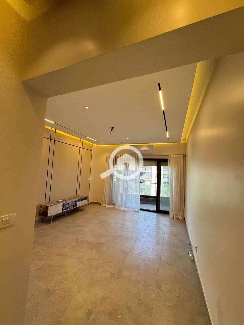 8 6ece5adb-3d69-4dde-a3dc-f51e91971c75. jpg