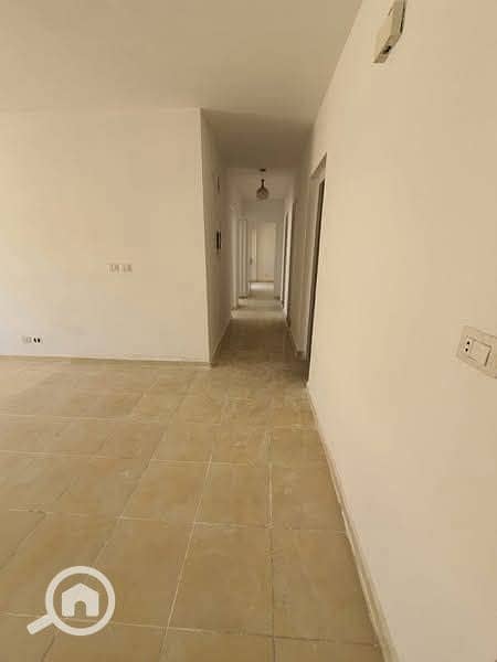 2 7b4b4f42-f792-4b5c-92ad-c7add92812eb. jpg