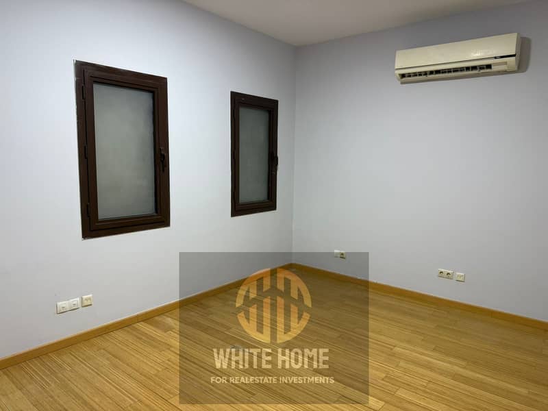 4 97cc5856-80d4-4faf-b026-bc4cb1b05a13. jpeg