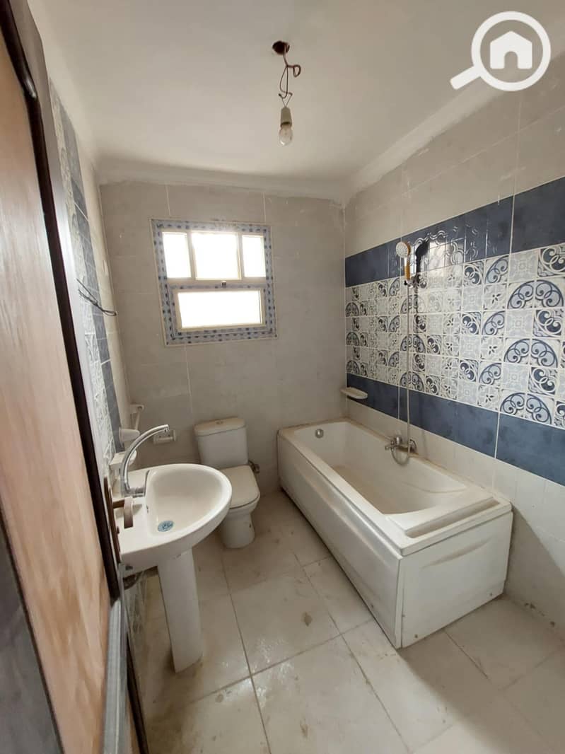 6 WhatsApp Image 2025-10-27 at 11.59. 36_39575cdf. jpg