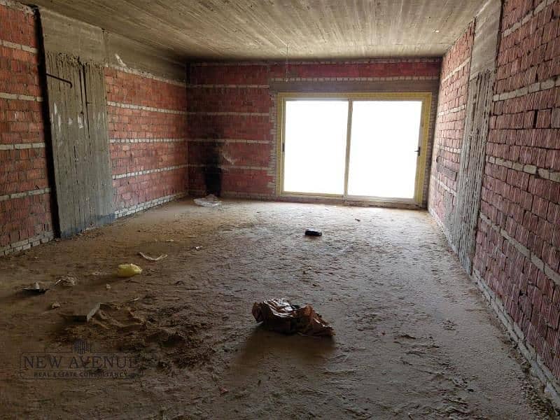 4 WhatsApp Image 2025-10-26 at 5.03. 24 PM (1). jpg