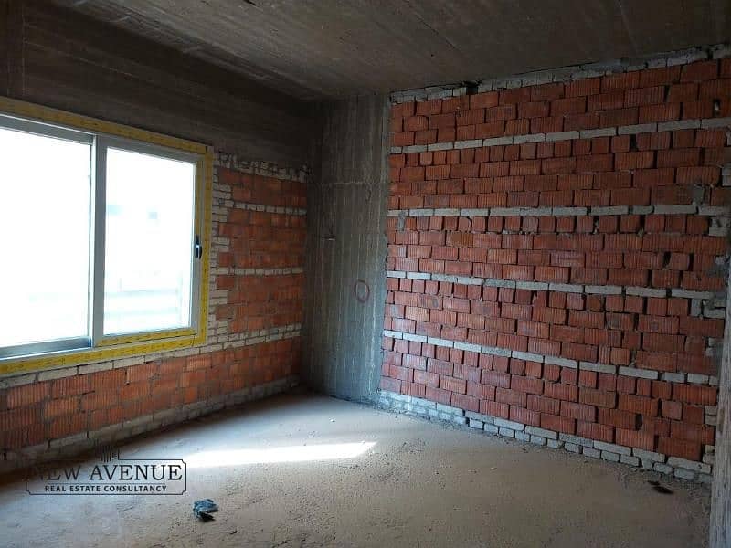 5 WhatsApp Image 2025-10-26 at 5.03. 27 PM (1). jpg