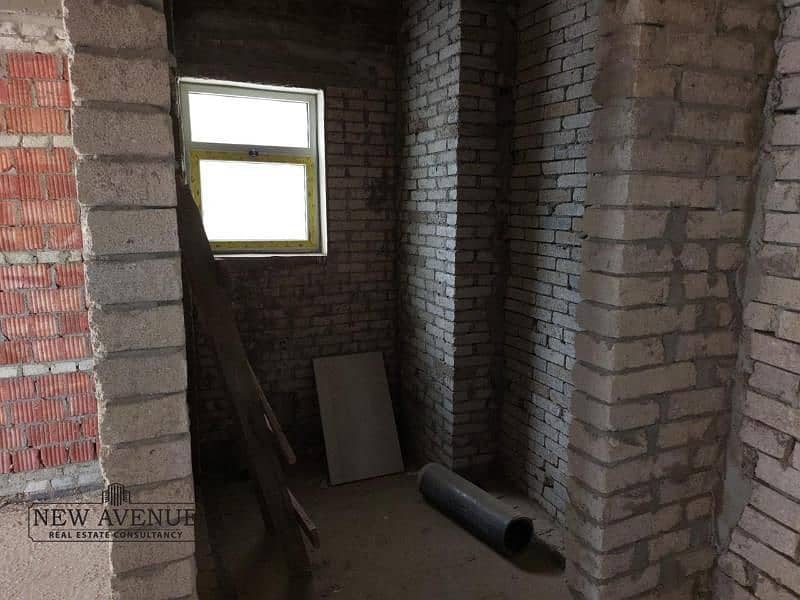 10 WhatsApp Image 2025-10-26 at 5.03. 26 PM. jpg