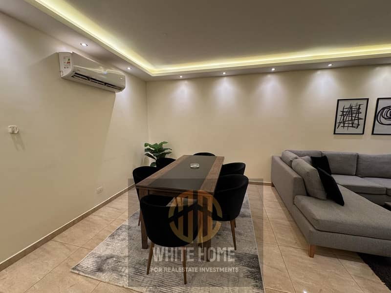 7 8d32e2ed-9bb1-452b-a8ed-133939d3c334. jpeg