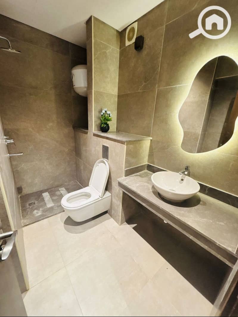 7 WhatsApp Image 2025-10-27 at 1.49. 27 AM (4). jpeg