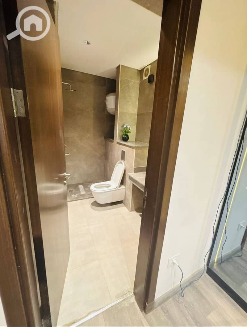 8 WhatsApp Image 2025-10-27 at 1.49. 27 AM (3). jpeg