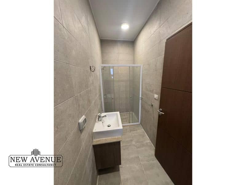 10 WhatsApp Image 2025-10-26 at 5.04. 16 PM. jpg