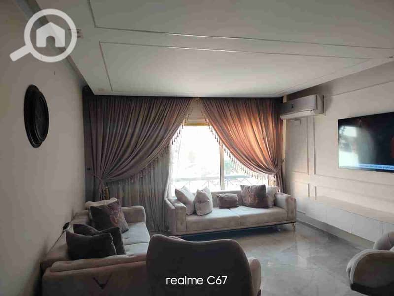 1000645685. jpg 1000645685. jpg