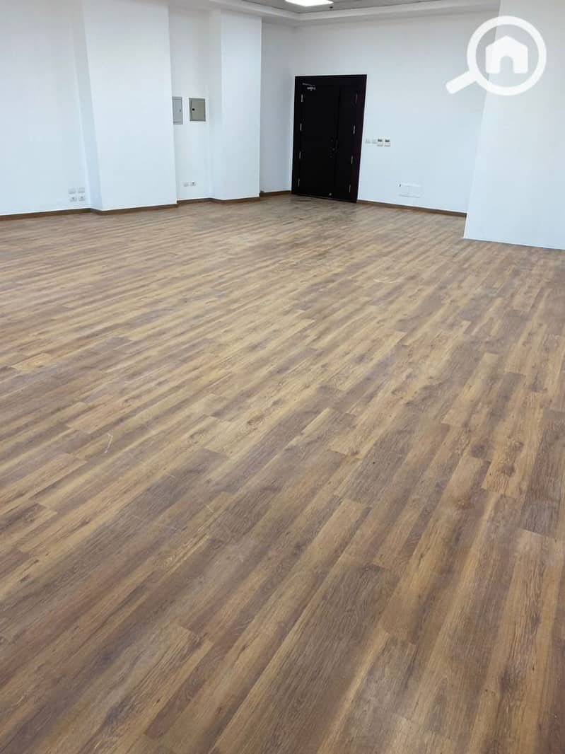 5 WhatsApp Image 2025-10-26 at 4.24. 41 PM. jpeg