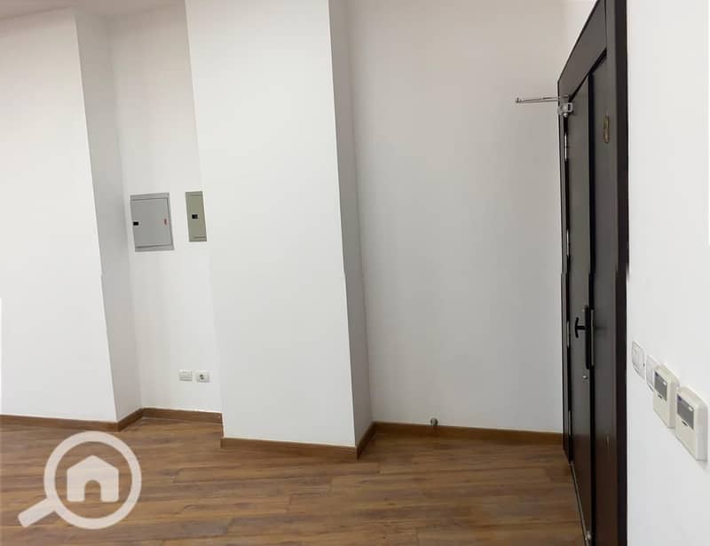 7 WhatsApp Image 2025-10-26 at 4.24. 42 PM. jpeg