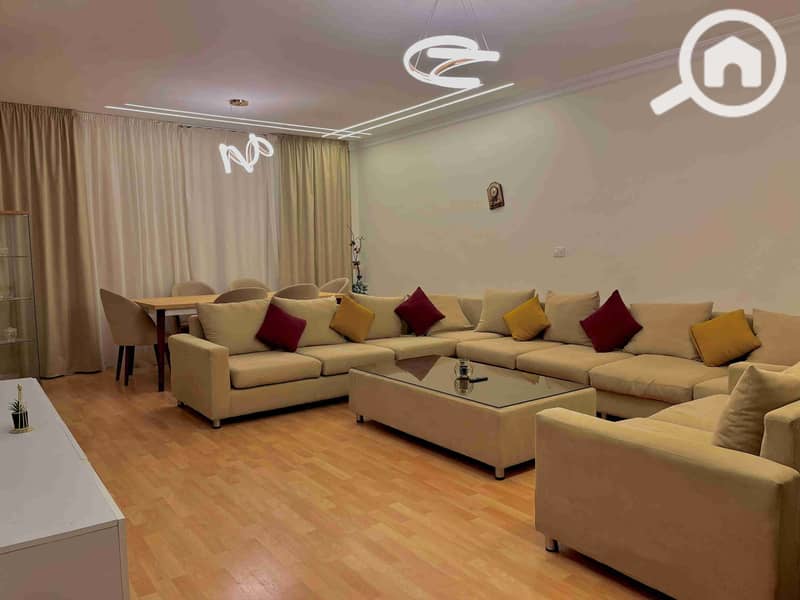 1000645737. jpg 1000645737. jpg