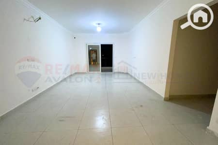 شقة 2 غرفة نوم للايجار في محرّم بيك، الإسكندرية - 2. jpg شقة 2 غرفة نوم للايجار في محرّم بيك، الإسكندرية - 2. jpg