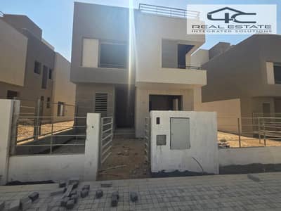 4 Bedroom Villa for Sale in New Cairo, Cairo - WhatsApp Image 2025-10-26 at 8.11. 09 PM. jpeg 4 Bedroom Villa for Sale in New Cairo, Cairo - WhatsApp Image 2025-10-26 at 8.11. 09 PM. jpeg
