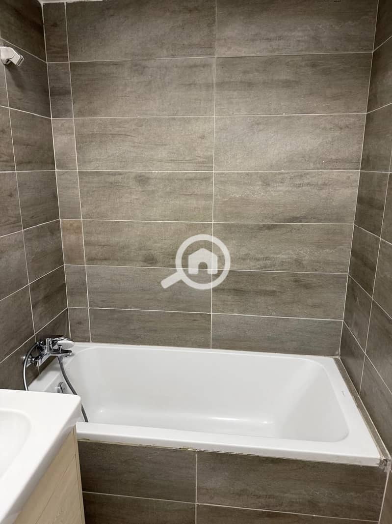 20 WhatsApp Image 2025-10-26 at 10.17. 11 PM (1). jpeg