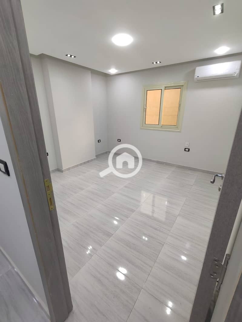 4 WhatsApp Image 2025-10-14 at 2.56. 11 PM (10). jpeg