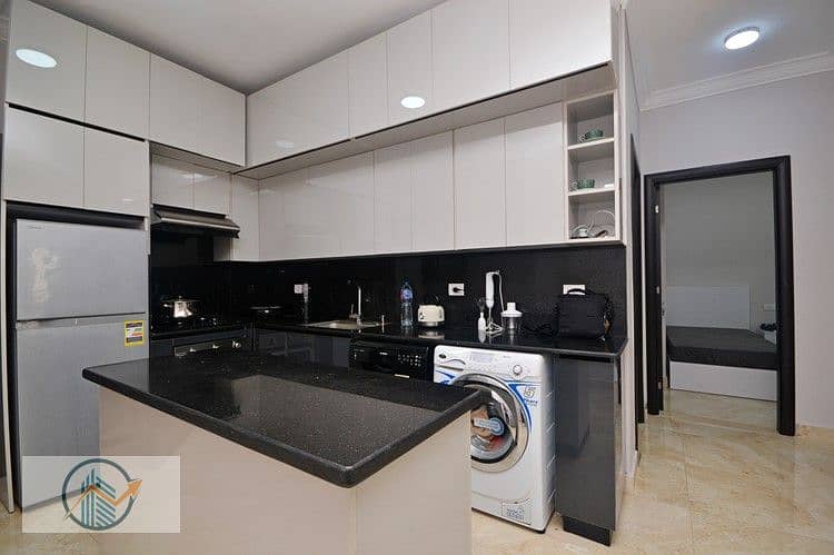 2 DSC_0575_19030_lg. jpg