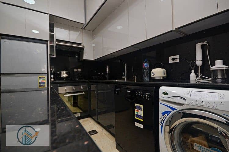 3 DSC_0576_ad972_lg. jpg