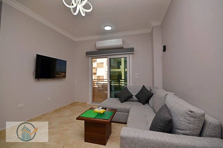 4 DSC_0577_761f1_lg. jpg