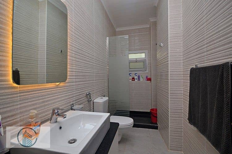 6 DSC_0579_ad972_lg. jpg