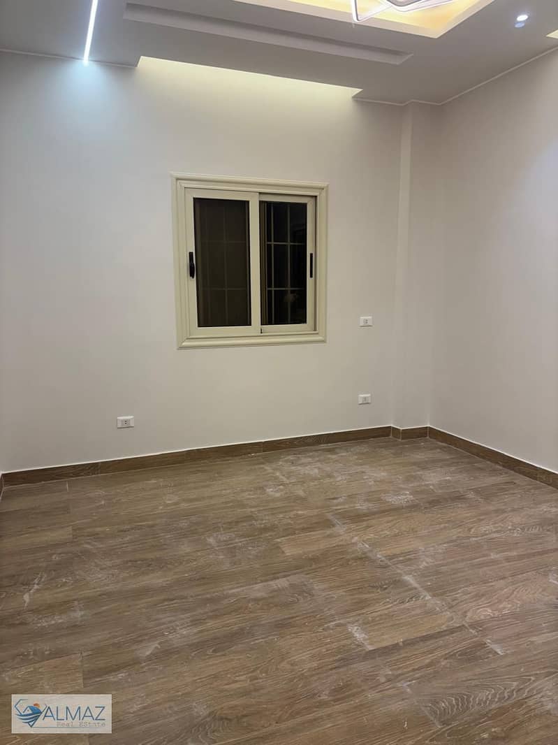 4 WhatsApp Image 2025-10-27 at 12.17. 44 PM. jpeg