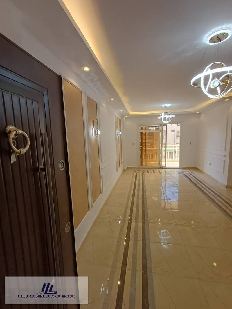 2 0d54e05f-4090-4cda-b2e8-48ff7258eb63. jpg