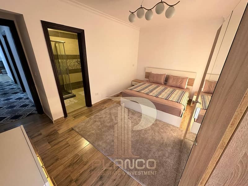 8 9df00eb2-5458-4ba0-b6a9-f09ed7f17d1e. jpg