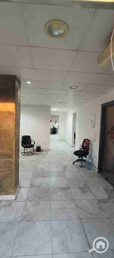 مکتب  للايجار في مصر الجديدة، القاهرة - 1000230318. jpg