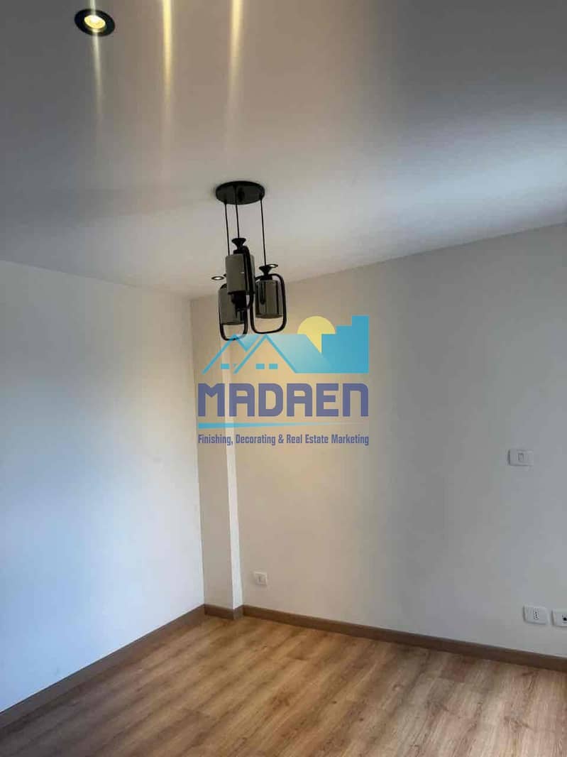 3 1b8d9840-48e9-475d-9f67-428a4ac56f5a. jpg